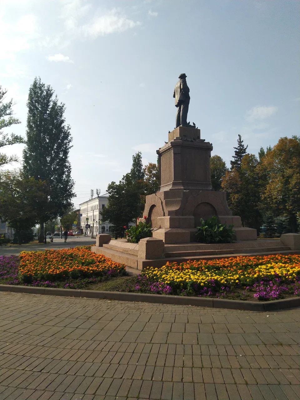 Площадь Революции